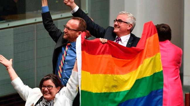 noticia-australia-matrimoniogay.png